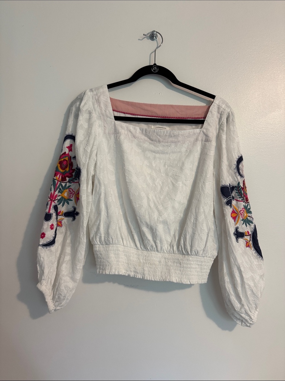 by Anthropologie White Embroidered Boho Top with Multicolor Puff Sleeve Detail - Picture 2 of 6